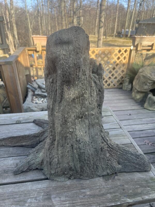 Rock Garden Stump - Image 4